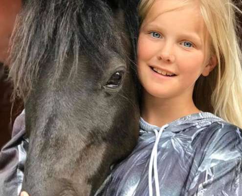 Children and ponies at Ranch Siesta Los Rubios riding stables in Estepona
